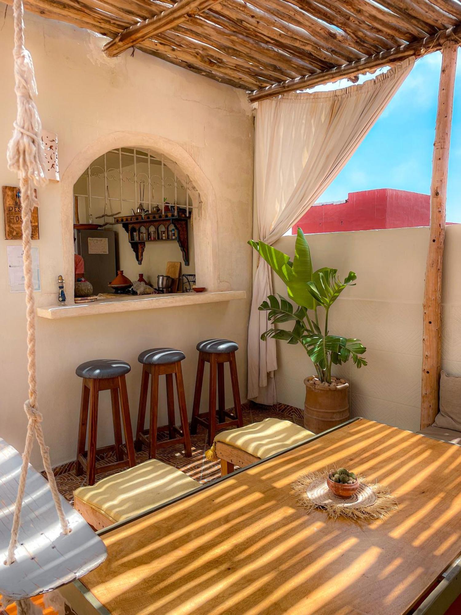 Desart Hostel Tamraght Екстериор снимка
