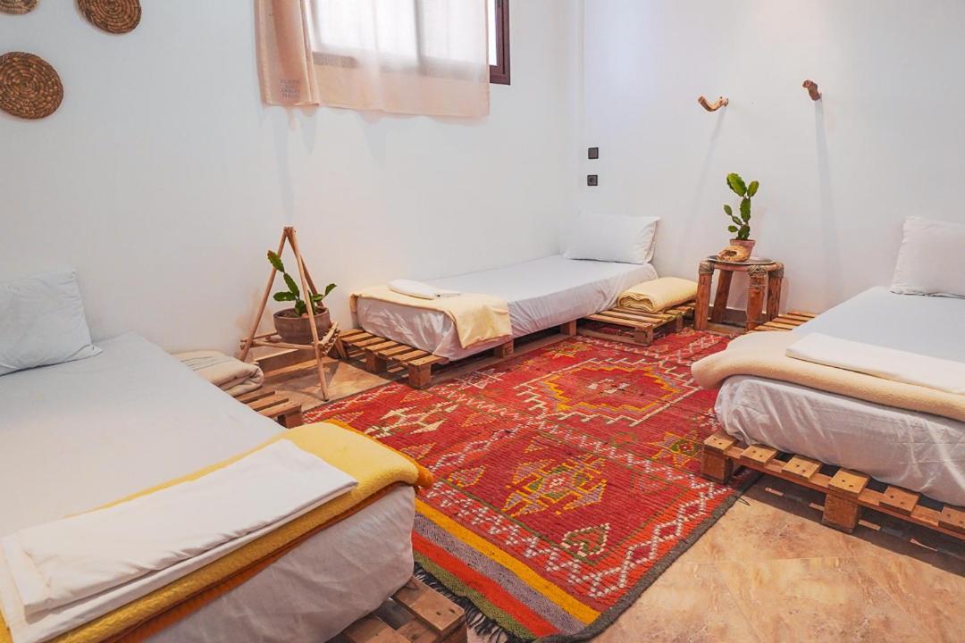 Desart Hostel Tamraght Екстериор снимка